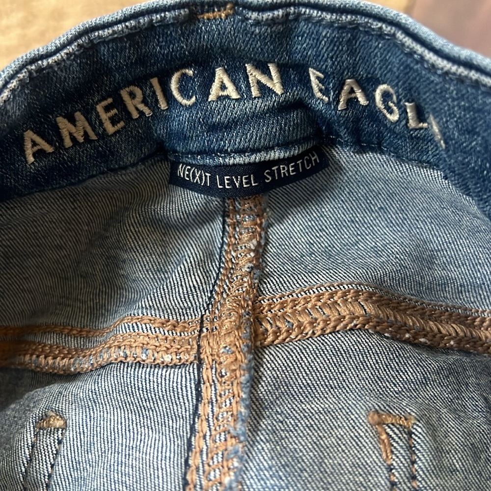 American Eagle ne(x)t level stretch curvy hi-rise shortie - Picture 3 of 5